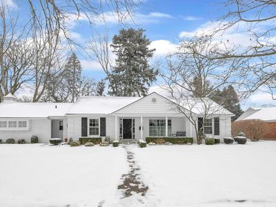 900 Bishop Rd, Grosse Pointe Park, MI, 48230
