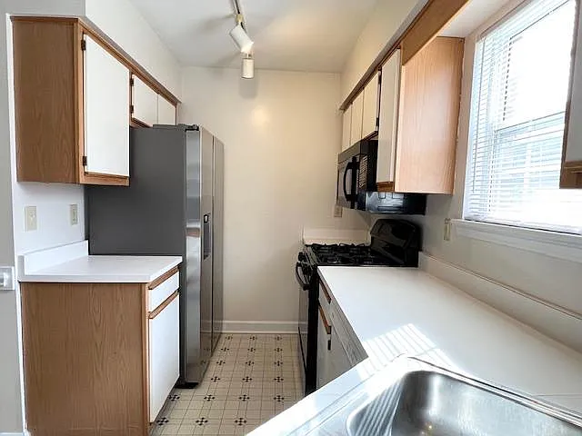 434 Summerwalk Cir — Photo 8