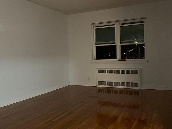 2nd image of 2948 Bell Blvd Floor 2
