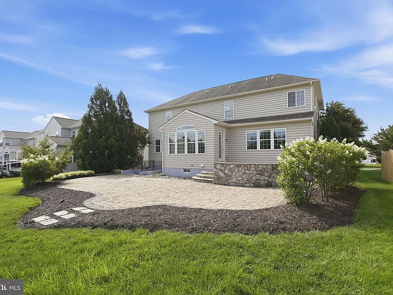 42222 Cameron Parish Dr — Photo 54