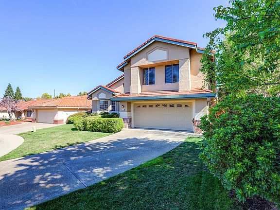 2nd image of 1400 Lorimer Way