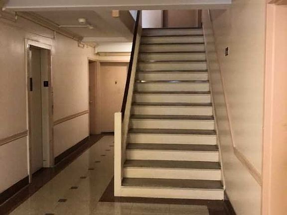 2nd image of 421 Park Pl APT 3E