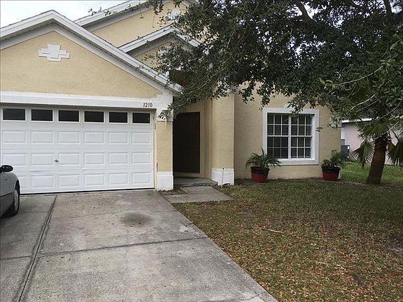 3rd image of 1210 Creekview Ct