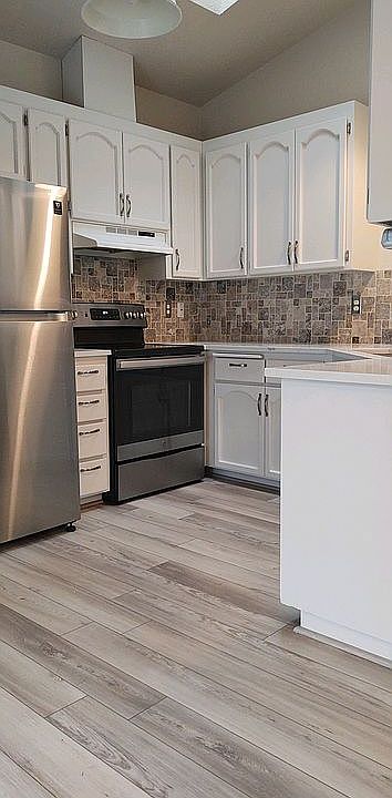 2nd image of 4915 Winona Ct NE