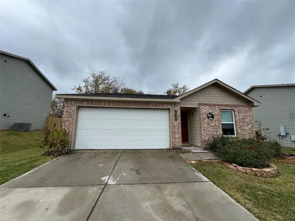 14132 Harlequin Dr, Willis, TX 77318