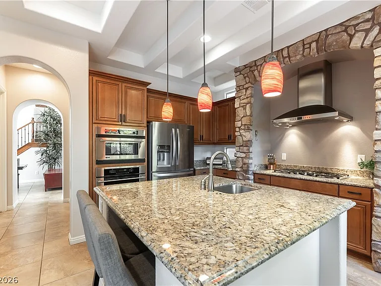 1041 Baronet Dr — Photo 13