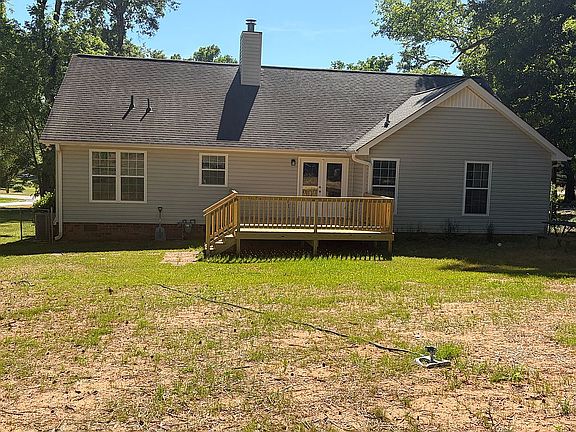 4th image of 103 Timber Ln