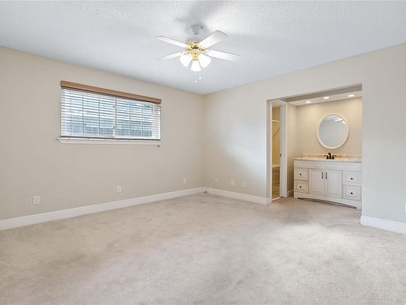 5th image of 7010 Curran Blvd