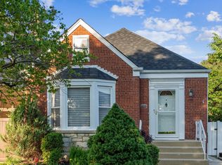 5033 N New England Ave, Chicago, IL 60656