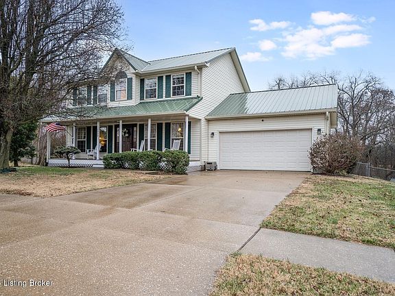 2nd image of 1939 Lakewood Dr