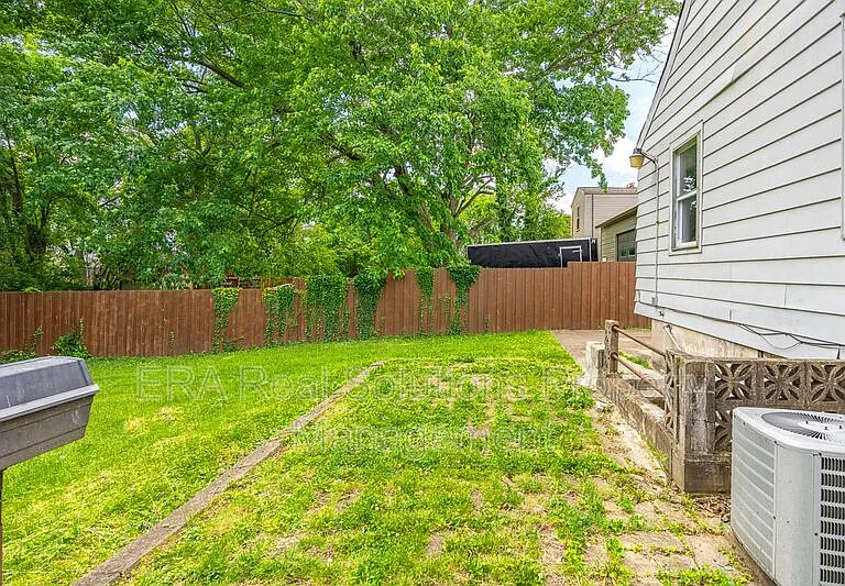 7032 La Boiteaux Ave — Photo 17