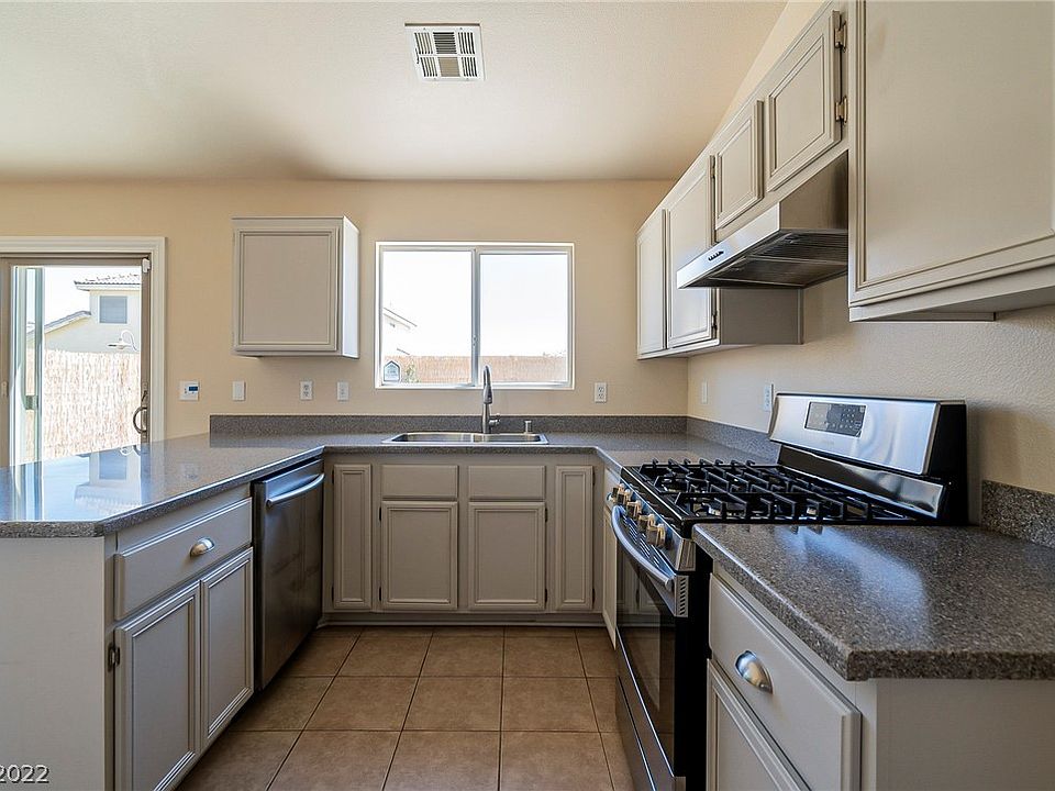 3630 Newton Falls St, North Las Vegas, NV 89032 Zillow