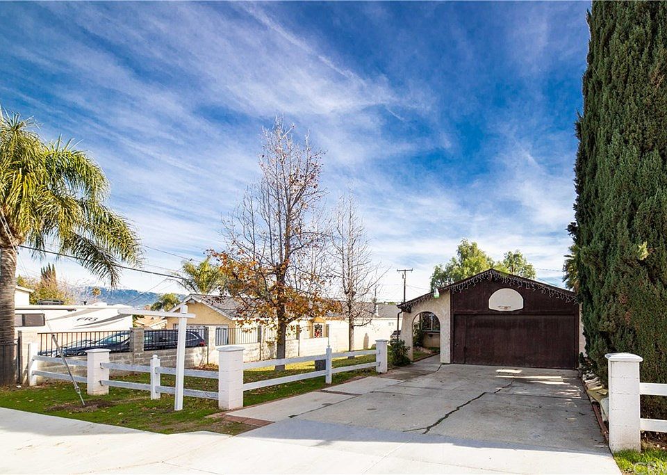 1st image of 15343 Mariposa Ave