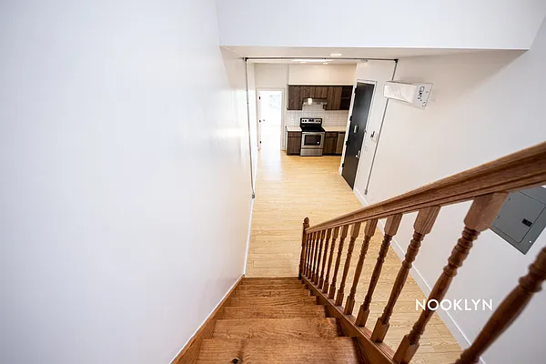 Rented by Oxford Property Group | media 27