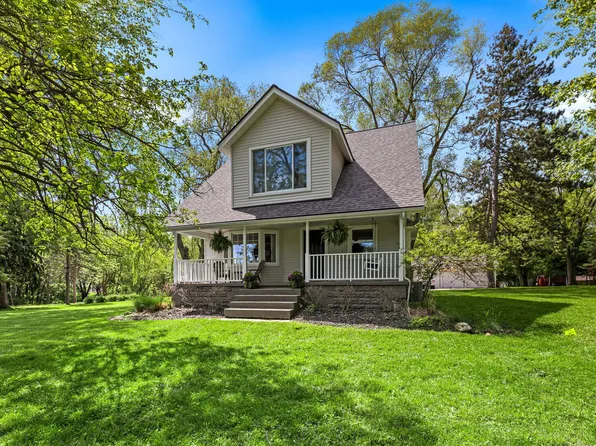 3120 Richmond St NW, Grand Rapids, MI 49534
