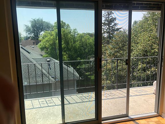 4th image of 401 S Grove Ave APT 3H
