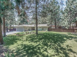 61121 SW Echo Hollow Rd, Bend, OR 97702