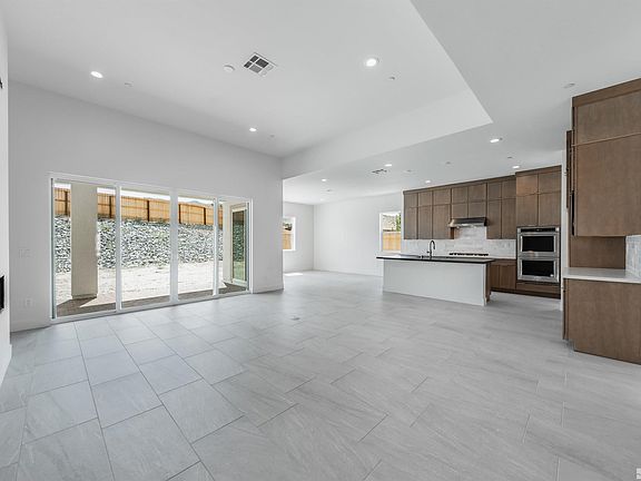 3rd image of 2272 Kinglet Dr Homesite 17