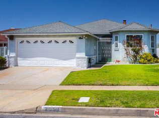 2501 W 102nd St, Inglewood, CA 90303
