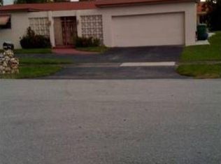 5501 SW 94th Ave, Cooper City, FL 33328