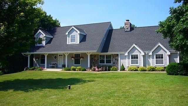1st image of N63W29912 Woodfield Ct