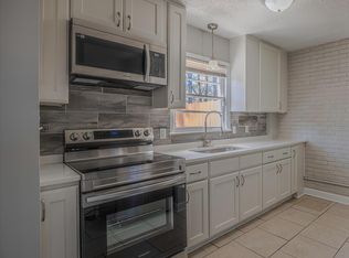 230 W Manchester Rd #230, Spring Lake, NC 28390