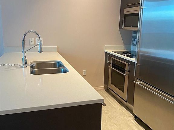 5th image of 500 Brickell Ave APT 2100