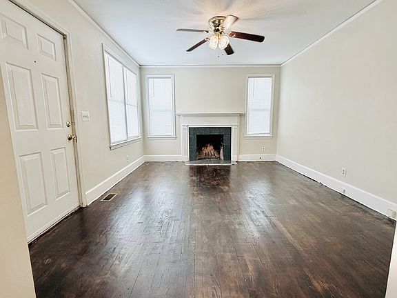 2nd image of 409 9th St