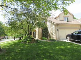 12044 Hemlock St, Overland Park, KS 66213