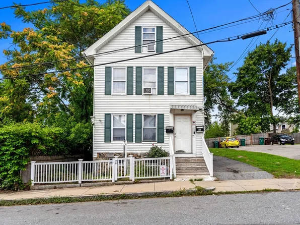 42 Albion St, Lowell, MA 01850
