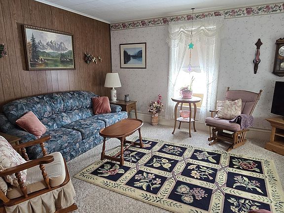 5th image of 67 Academy St