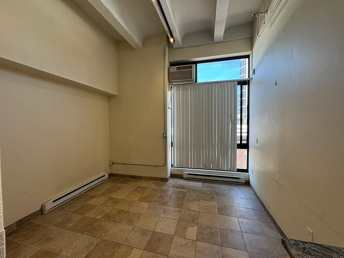 Building Photo - 12 Stoneholm St #517