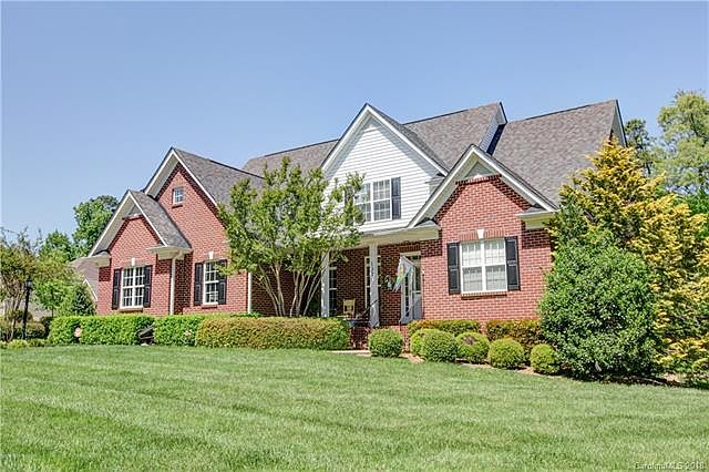 1st image of 137 Gannett Dr