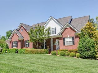 137 Gannett Dr, Mooresville, NC 28117