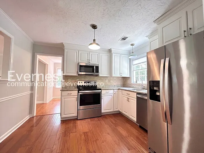 2219 Heritage Trace Dr — Photo 6