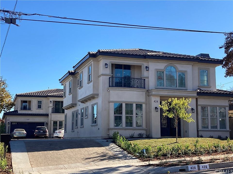 1st image of 426 Russell Ave