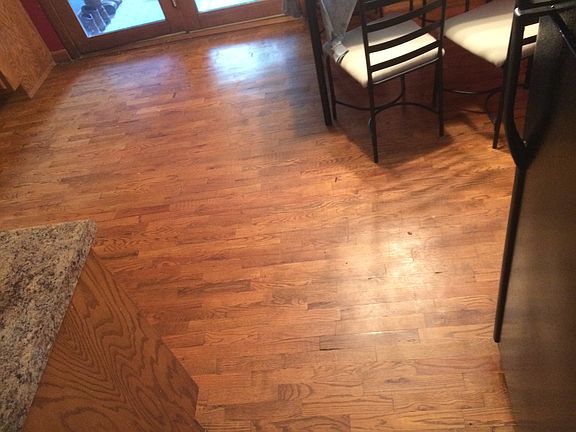 3rd image of 400 W Wood St