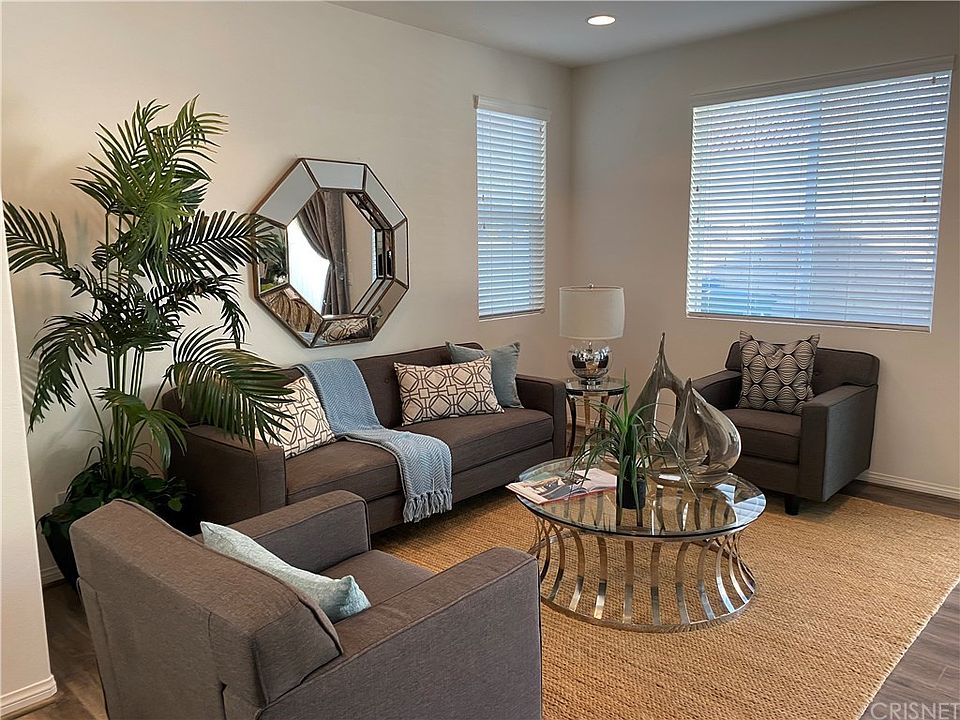 1st image of 8551 N Walnut Way