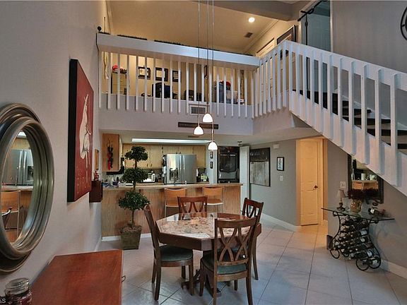4th image of 12938 Meadowood Ct