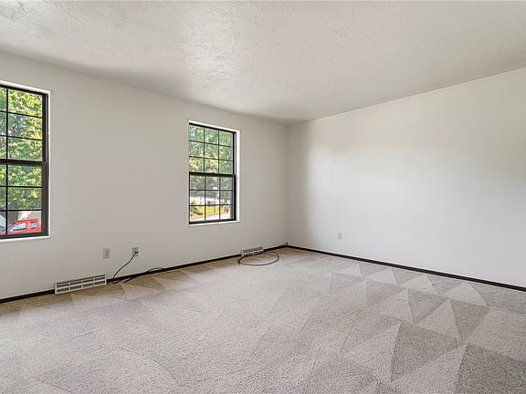 5th image of 100 Duquesne Blvd