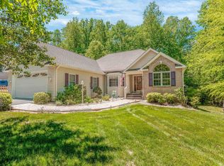 8 Locks Rd, Palmyra, VA 22963