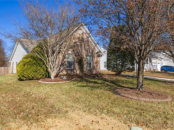 4th image of 3765 Field Sedge Dr