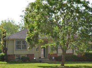 8417 Harvard Ter, Raytown, MO 64138