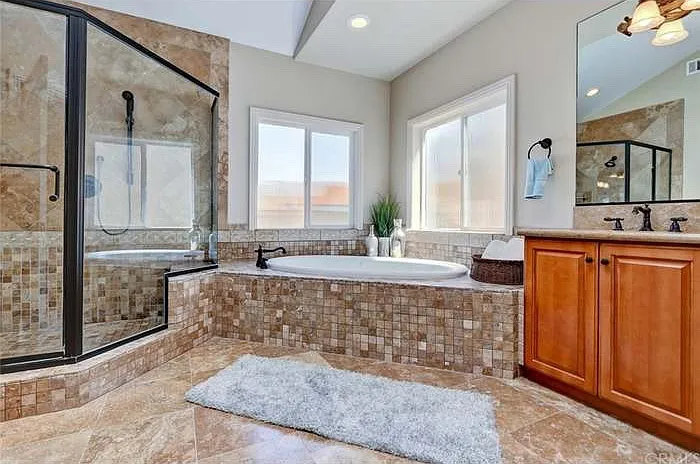 1718 Harriman Ln #B — Photo 26