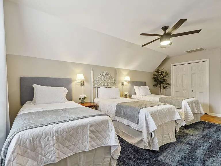 135 Farr Lake Dr — Photo 32