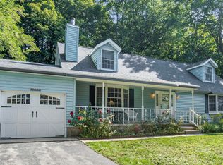 11332 Peninsula Dr, Traverse City, MI 49686