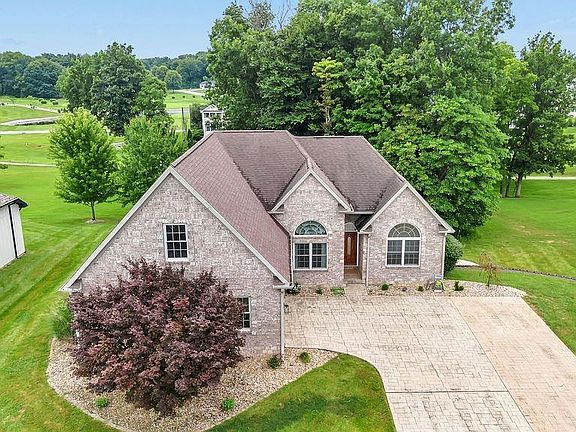 2nd image of 803 Spyglass Hill Dr