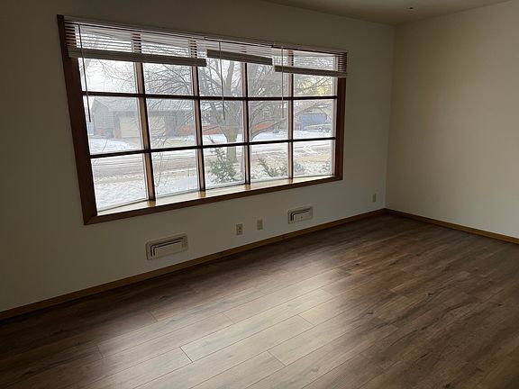 2nd image of 1865 Utah Ave SE