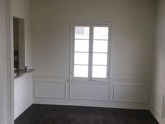 3rd image of 9048 Alcott St