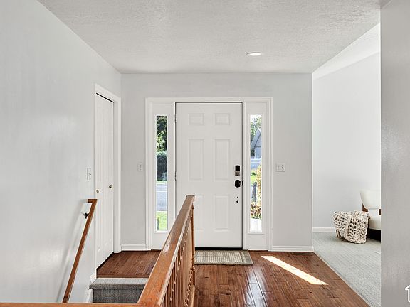 4th image of 1143 Mountain Rd